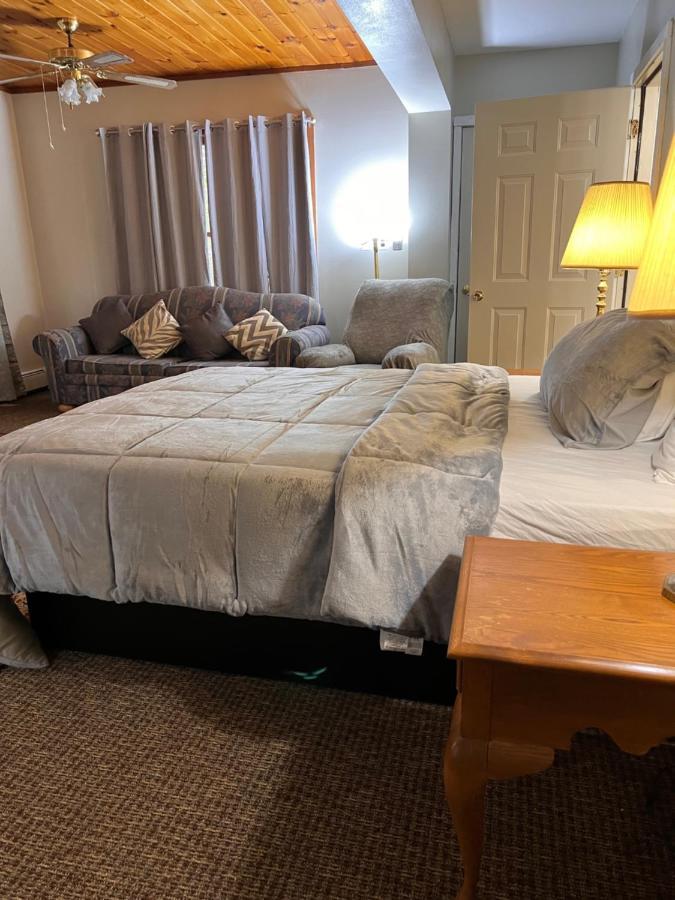 Oswego Inn Екстер'єр фото